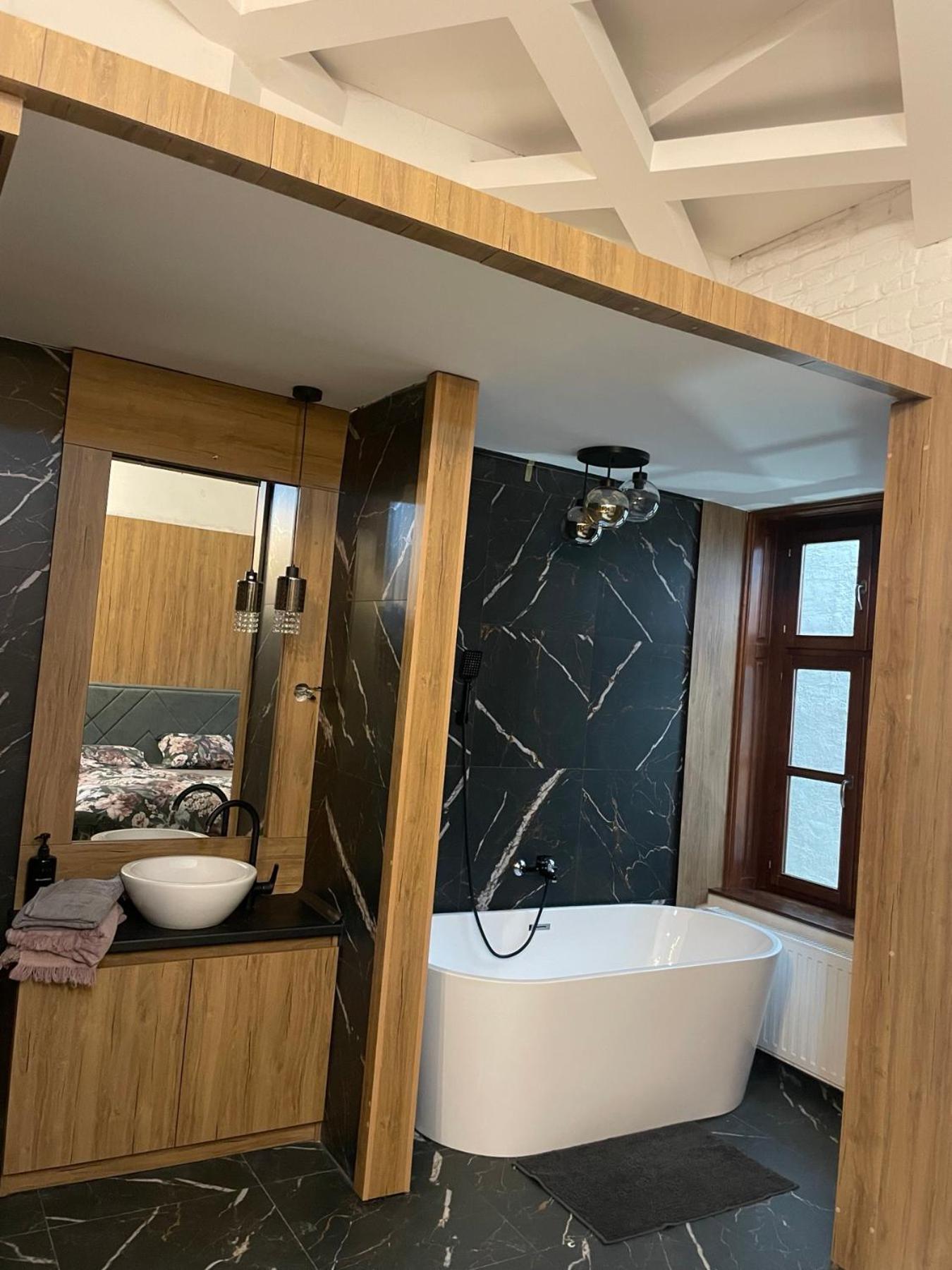 Lux Dabich 2 Apartment โนวีซาด ภายนอก รูปภาพ