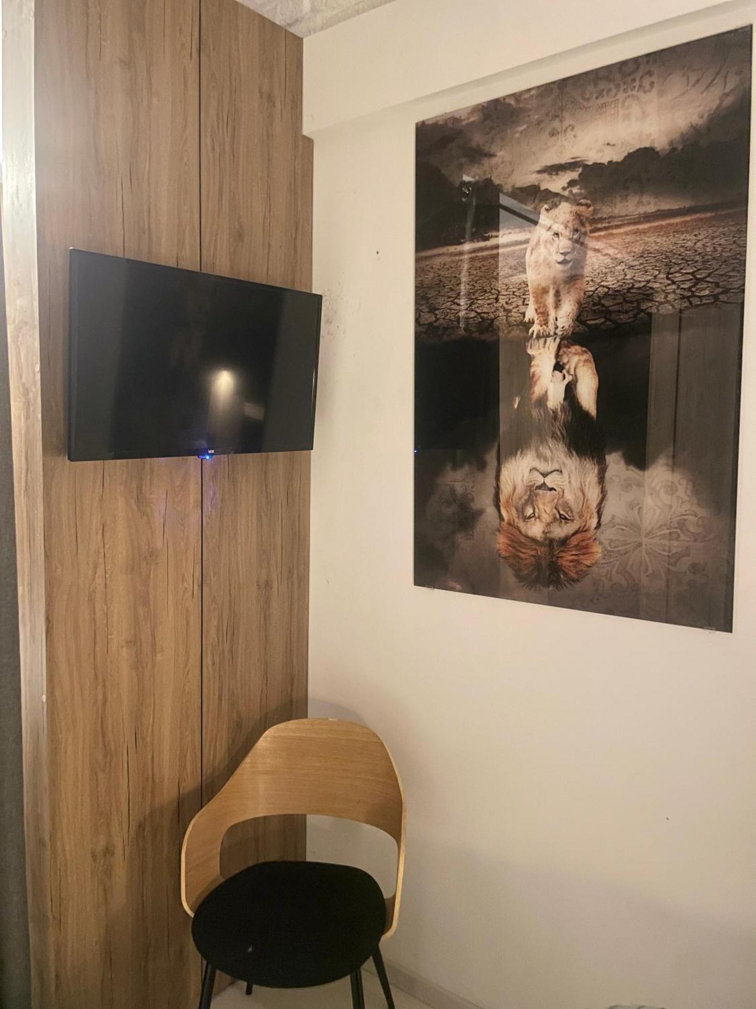 Lux Dabich 2 Apartment โนวีซาด ภายนอก รูปภาพ