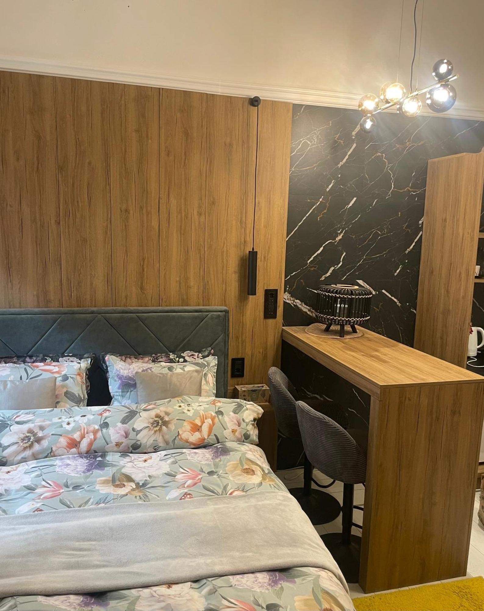 Lux Dabich 2 Apartment โนวีซาด ภายนอก รูปภาพ